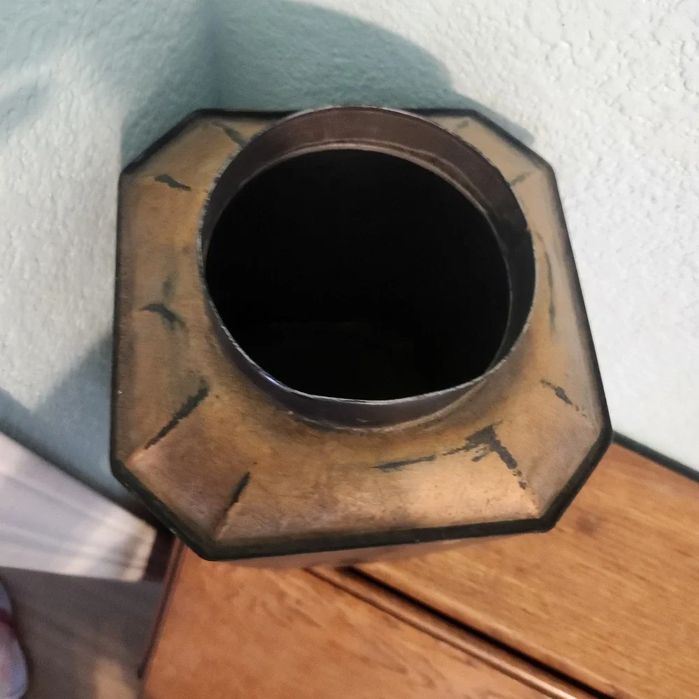 N/A this antique